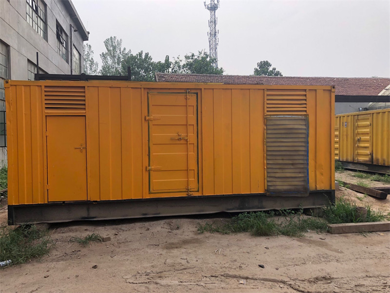 汇川发电机出租进行负载测试时，电瓶电量不足的具体判断标准是什么？